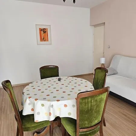 Lägenhet Apartman Mia
