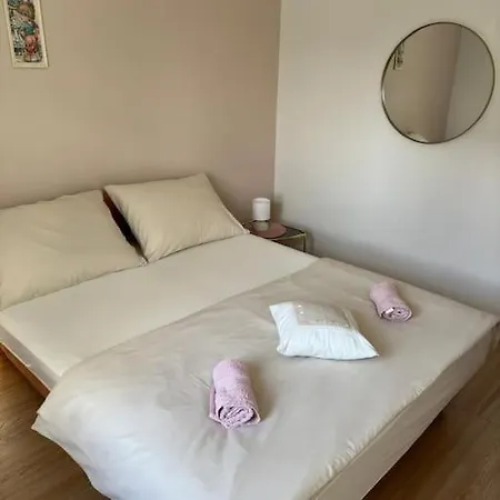 Lägenhet Apartman Mia *